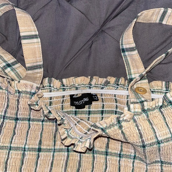 Pretty Little Thing Tank Top, Size 12 - Picture 3 of 3